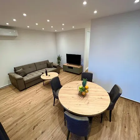 Apartment Zrina - *
