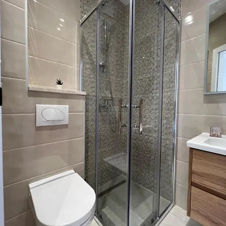 Zrina - * トロギール